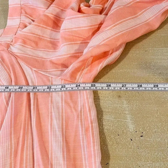 NWT’S. LC Lauren Conrad pink striped flowy top with 3/4 length sleeves. - Picture 7 of 9